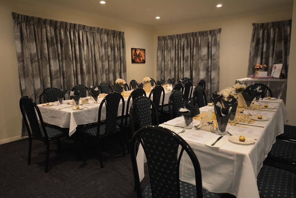 Rocky Gardens Motor Inn Rockhampton Exteriör bild