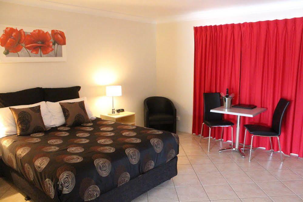 Rocky Gardens Motor Inn Rockhampton Exteriör bild