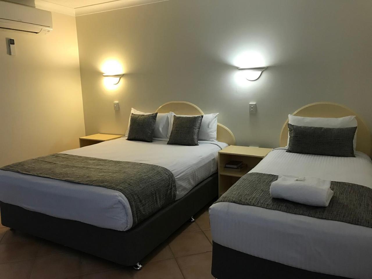 Rocky Gardens Motor Inn Rockhampton Exteriör bild